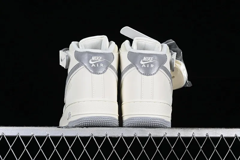 All categories Nk Air Force 1 Air Force series Nk Air Force 1 Mid Air Force mid-top Nk Air Force 1'07 Mid beige gray hook Starry Air Force One mid-top casual sneakers SH0235-522